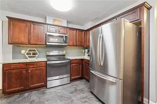 4185 Meadow Ct, Marietta, GA 30066 - Photo 13