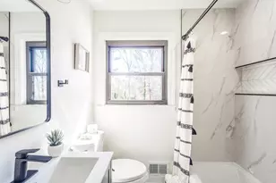 3253 Shadowridge Dr SW, Marietta, GA 30008 - Photo 13