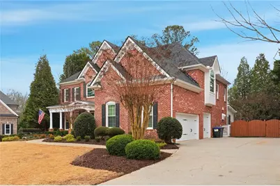 7015 Gaineswood Drive, Roswell, GA 30076 - Photo 5