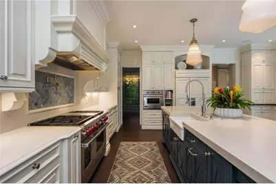 210 Peachtree Circle NE, Atlanta, GA 30309 - Photo 23