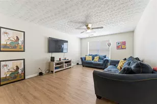 1202 Fairington Village Dr, Lithonia, GA 30038 - Photo 3