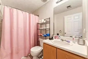 1202 Fairington Village Dr, Lithonia, GA 30038 - Photo 17