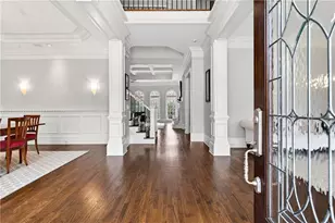 575 Trimble Lake Ct, Atlanta, GA 30342 - Photo 3