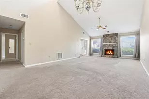 813 Serramonte Dr NE, Marietta, GA 30068 - Photo 3