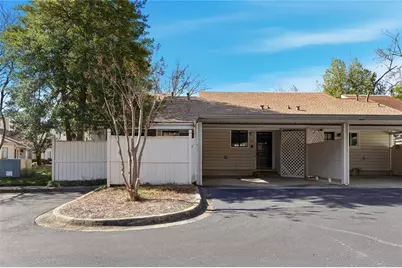 813 Serramonte Drive NE, Marietta, GA 30068 - Photo 11