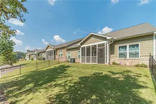 1584 Long Shadow Ln, Snellville, GA 30078 - Photo 37