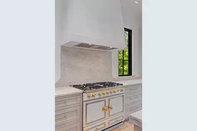 3290 Dunlop Court NE, Atlanta, GA 30319 - Photo 25