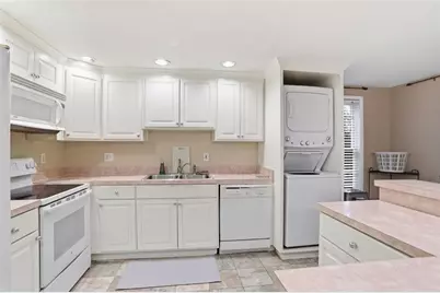 632 Grande View, Stone Mountain, GA 30087 - Photo 39