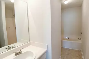 1428 Box Cir, Winder, GA 30680 - Photo 9