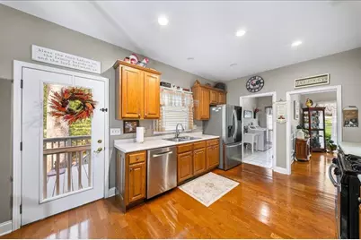 5074 Peach Mountain Circle, Gainesville, GA 30507 - Photo 9