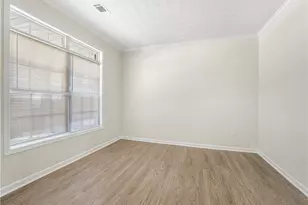 1087 Crown Landing Pkwy, McDonough, GA 30252 - Photo 7