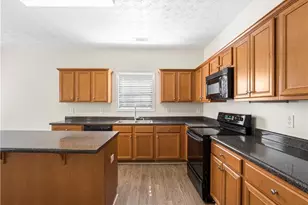 1087 Crown Landing Pkwy, McDonough, GA 30252 - Photo 15