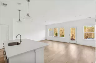 446 Laurelwood Ln, Canton, GA 30114 - Photo 5