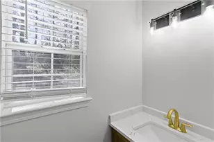 8603 Regent St, Riverdale, GA 30274 - Photo 9