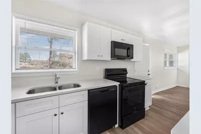 7288 Howard Circle, Jonesboro, GA 30236 - Photo 5