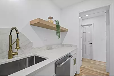 6300 Mountain Brook Lane, Atlanta, GA 30328 - Photo 9