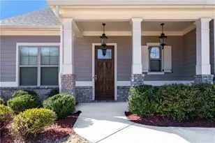 5706 Meadow View Dr, Jefferson, GA 30549 - Photo 5