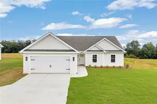 653 Racetrack Rd, Toccoa, GA 30577 - Photo 1