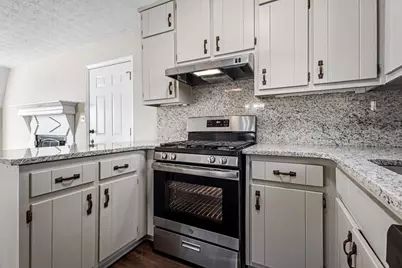 2037 Laboon Circle, Atlanta, GA 30349 - Photo 7