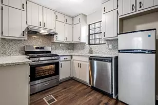 2037 Laboon Cir, Atlanta, GA 30349 - Photo 9