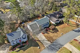 320 Sea Holly Cir, Roswell, GA 30076 - Photo 3