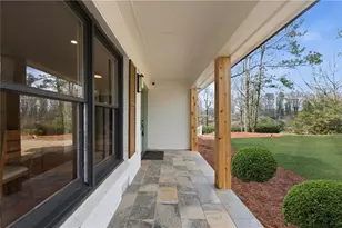 3571 Midvale Forest Ct, Tucker, GA 30084 - Photo 3