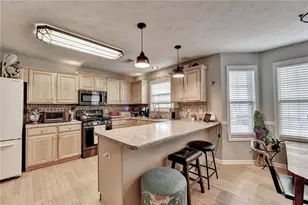 8415 Meadowgrove Ln, Gainesville, GA 30506 - Photo 17