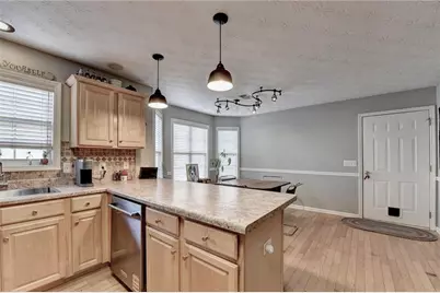 8415 Meadowgrove Lane, Gainesville, GA 30506 - Photo 15