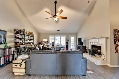 8415 Meadowgrove Lane, Gainesville, GA 30506 - Photo 9