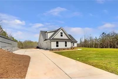 647 Fairview Road, Pendergrass, GA 30567 - Photo 3