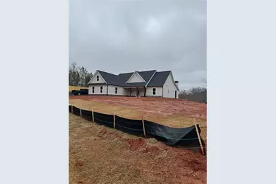 647 Fairview Road, Pendergrass, GA 30567 - Photo 3