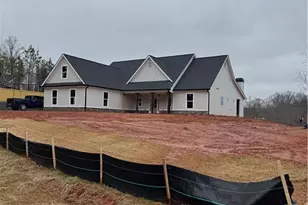 647 Fairview Rd, Pendergrass, GA 30567 - Photo 3