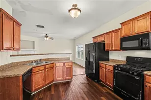 134 Lynnfield Cir SE, Lawrenceville, GA 30045 - Photo 9