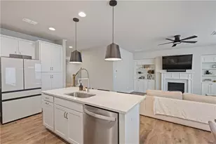 354 Hayden Cir, Woodstock, GA 30189 - Photo 11