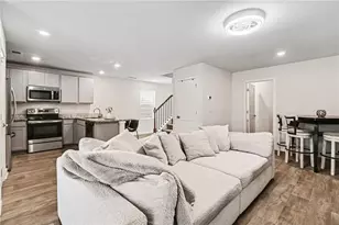 3528 Station Dr, Atlanta, GA 30349 - Photo 3