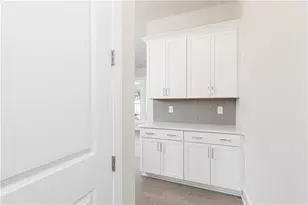 5525 Misty Gln Ln, Cumming, GA 30040 - Photo 11
