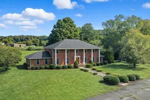 195 River St, Ellijay, GA 30540 - Photo 7