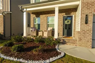 573 Auburn Crossing Dr, Auburn, GA 30011 - Photo 3