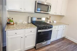 573 Auburn Crossing Dr, Auburn, GA 30011 - Photo 13