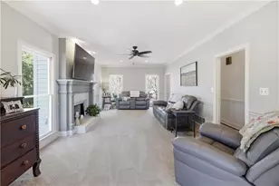 2511 N Oaks Dr, Gainesville, GA 30506 - Photo 9