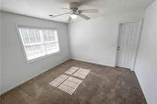 70 Sunny Brook Dr, Newnan, GA 30263 - Photo 17