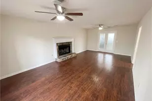 70 Sunny Brook Dr, Newnan, GA 30263 - Photo 3