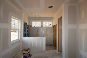 7425 Magnolia Crst Ln, Cumming, GA 30028 - Photo 9