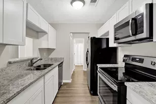 549 Windchase Ln, Stone Mountain, GA 30083 - Photo 11