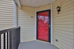 549 Windchase Ln, Stone Mountain, GA 30083 - Photo 3