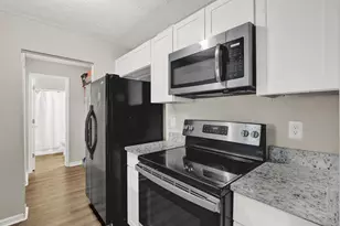 549 Windchase Ln, Stone Mountain, GA 30083 - Photo 13