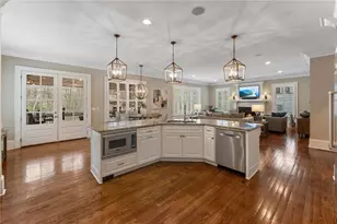 3188 Towerview Dr NE, Atlanta, GA 30324 - Photo 19