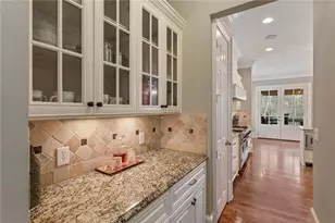 3188 Towerview Dr NE, Atlanta, GA 30324 - Photo 15