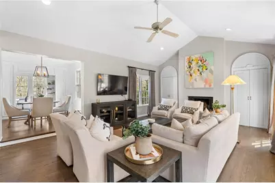 3784 Ivy Road NE, Atlanta, GA 30342 - Photo 19