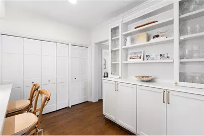 3784 Ivy Road NE, Atlanta, GA 30342 - Photo 15